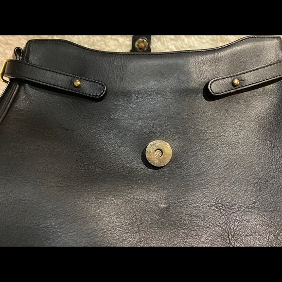 Valentino - Picture 5 of 9